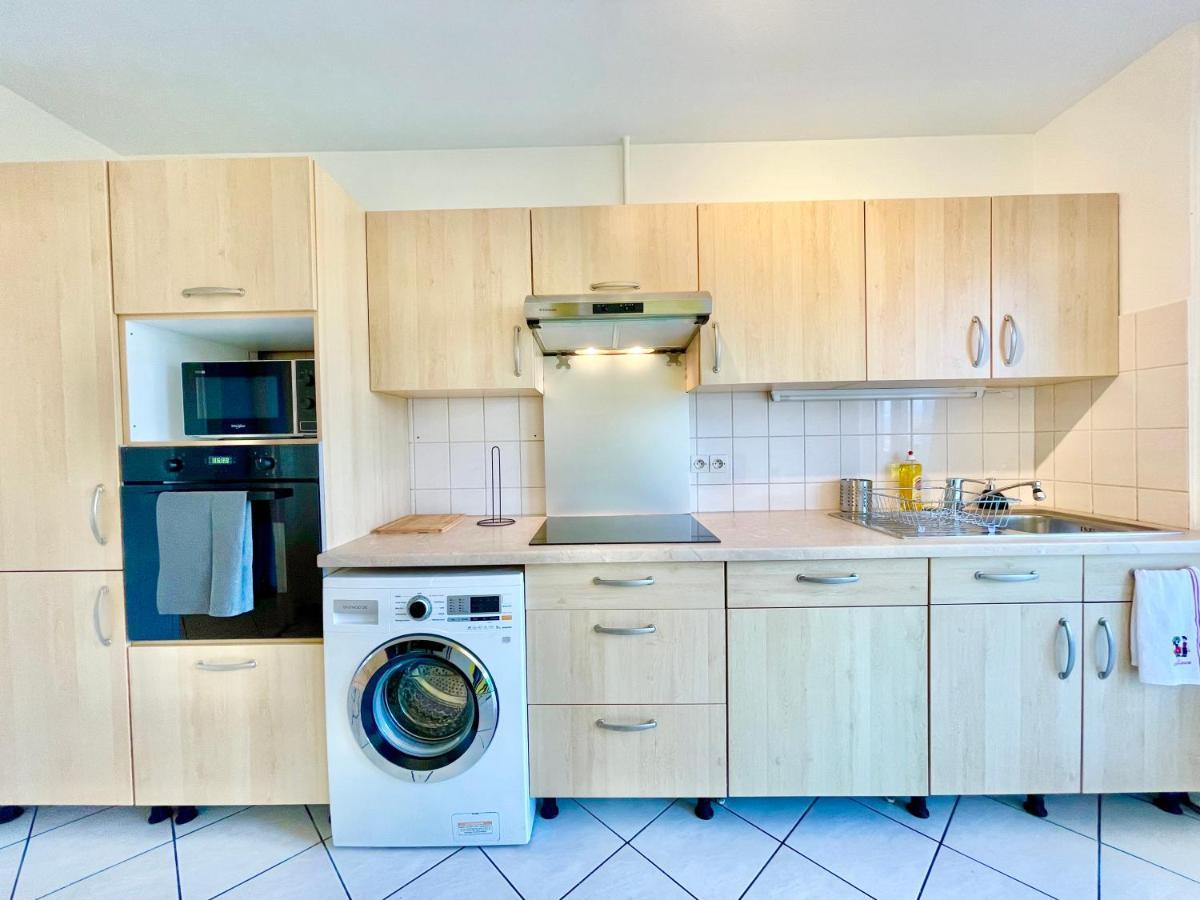 Colmar - La Cigogne - Balcon - Vue Degagee - Netflix - Wifi Fibre - Parking Gratuit - Quartier Populaire Apartment Exterior foto