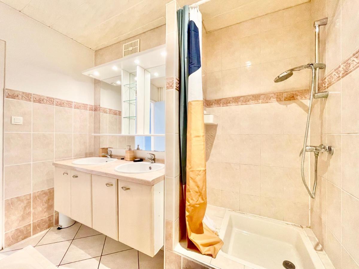 Colmar - La Cigogne - Balcon - Vue Degagee - Netflix - Wifi Fibre - Parking Gratuit - Quartier Populaire Apartment Exterior foto